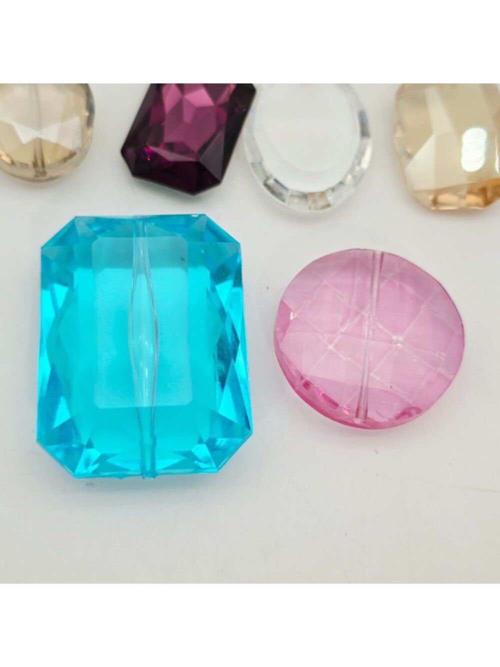 10 Faceted Acrylic & Glass Beads Assorted Shapes Colors Jewelry Making Crafts - Picture 6 of 8
